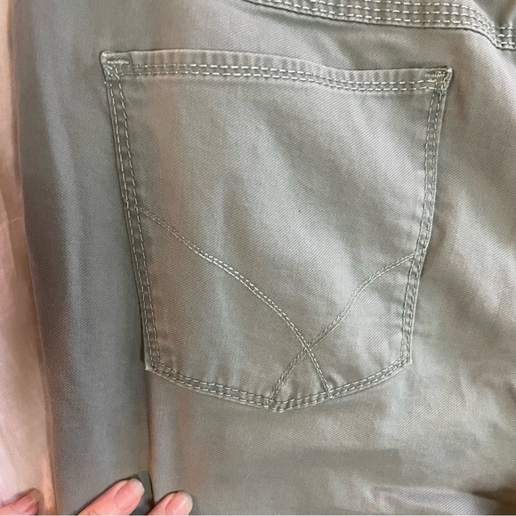 BRAX Cooper Fancy Regular Pale Green Pants, 38/32 - Picture 9 of 13